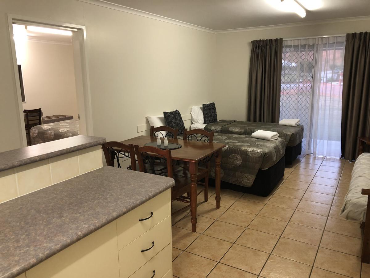 True Blue Motor Inn Rockhampton Zewnętrze zdjęcie