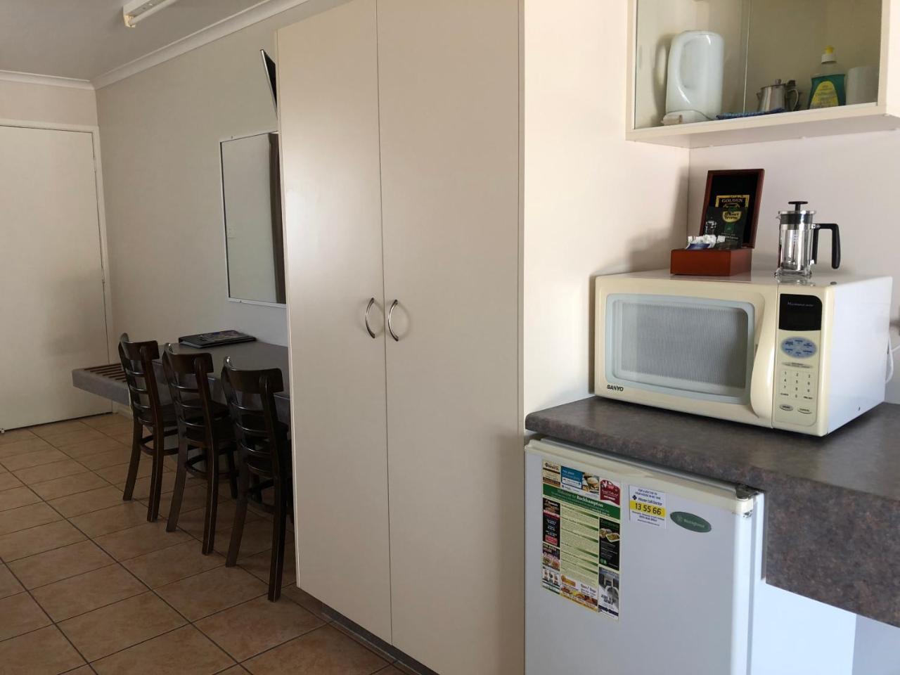 True Blue Motor Inn Rockhampton Zewnętrze zdjęcie