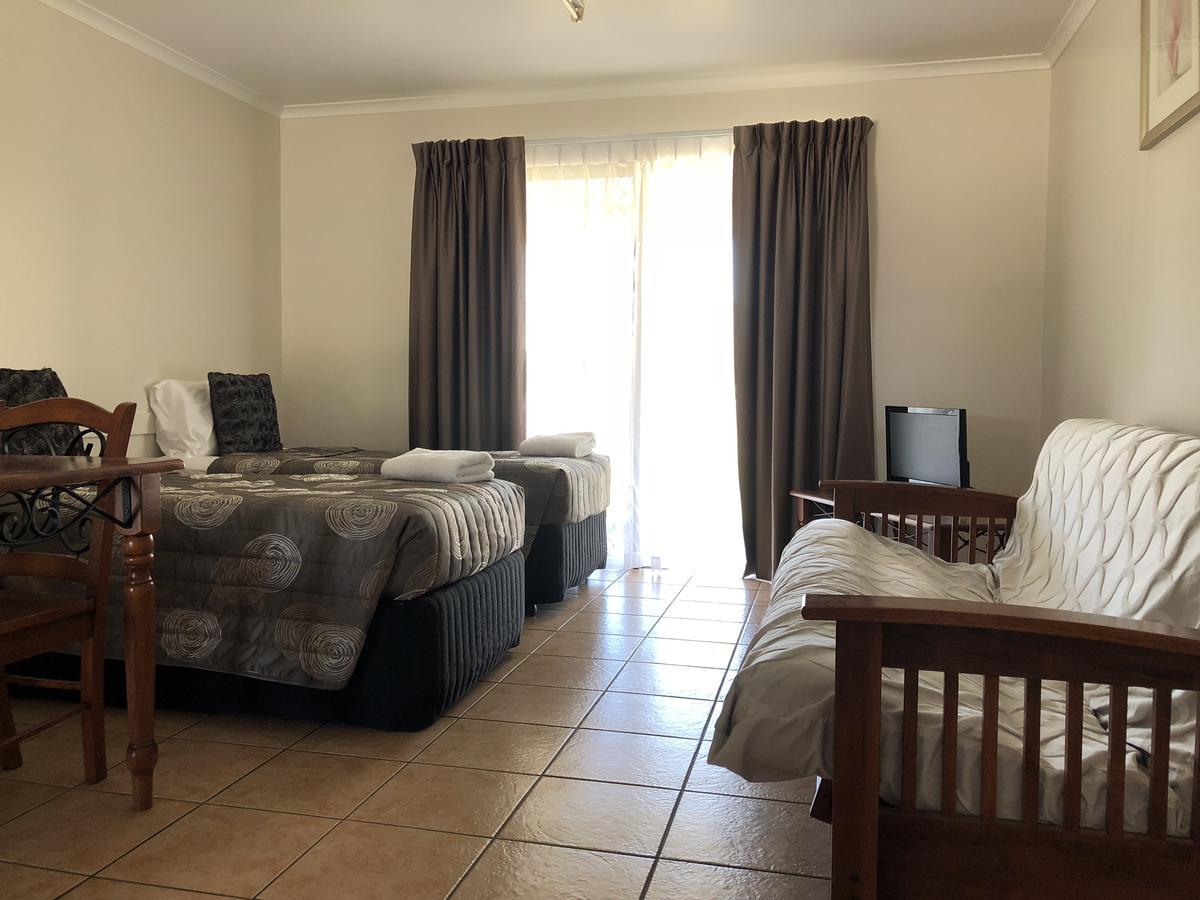 True Blue Motor Inn Rockhampton Zewnętrze zdjęcie