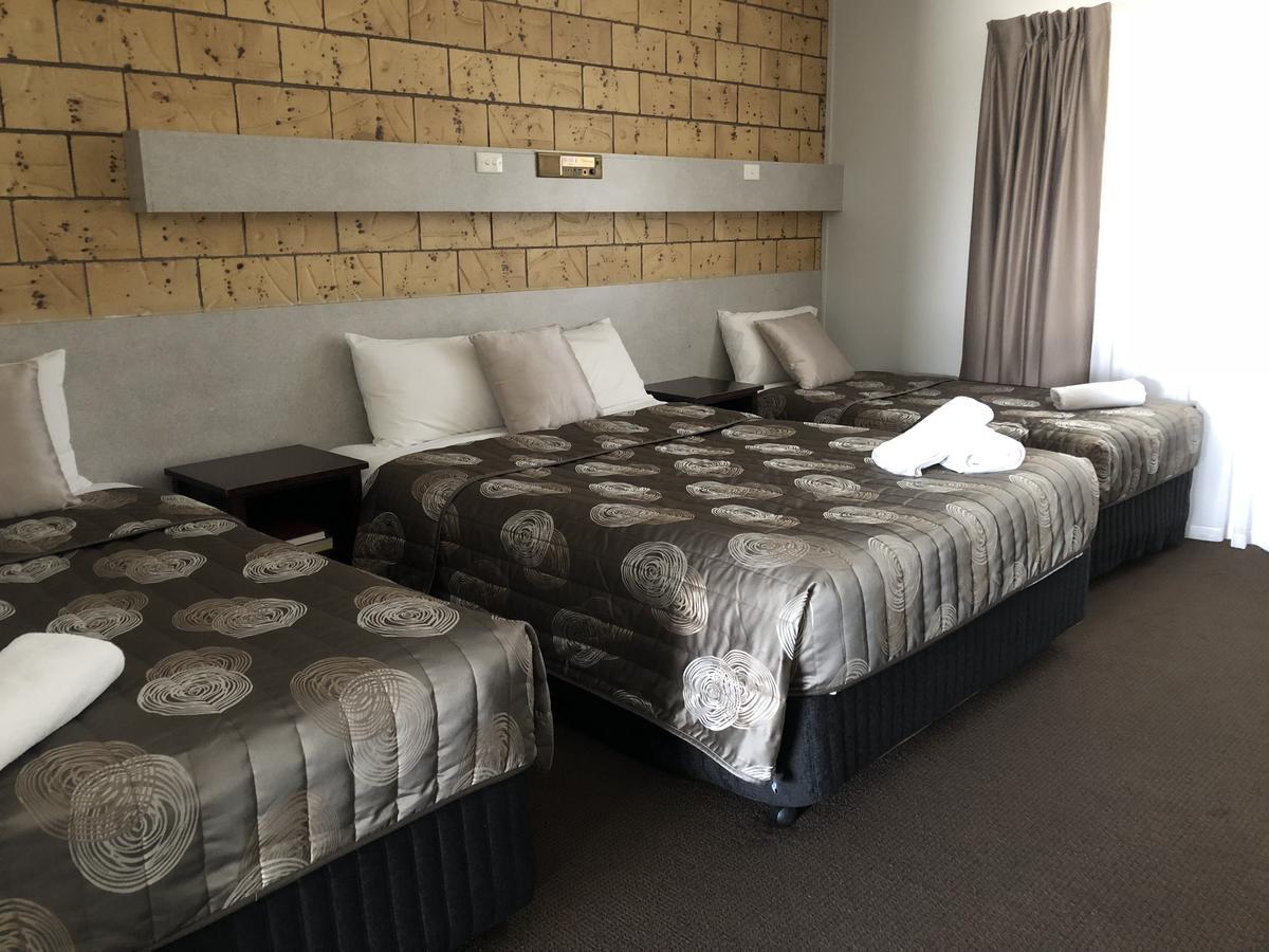 True Blue Motor Inn Rockhampton Zewnętrze zdjęcie